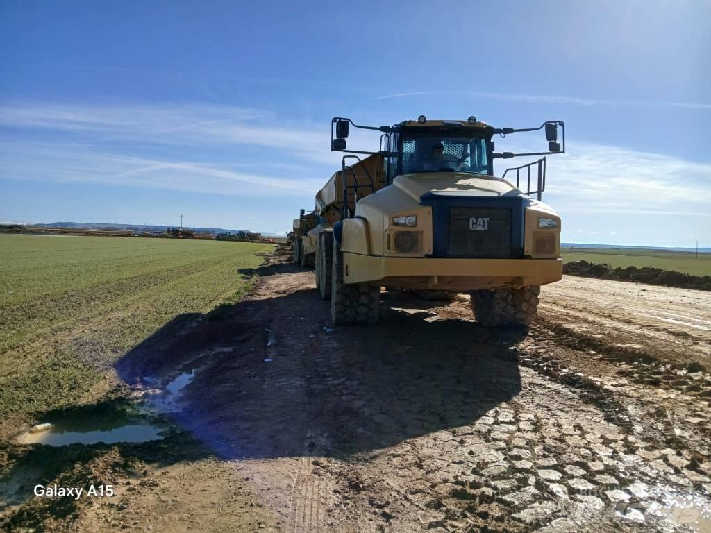 CAT 745 Csuklósdömperek