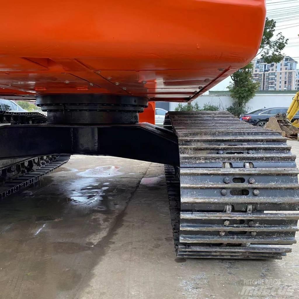 Doosan DX 225 LC Lánctalpas kotrók