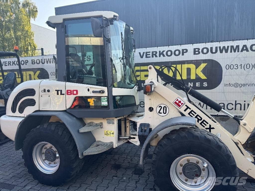 Terex TL 80 Gumikerekes homlokrakodók