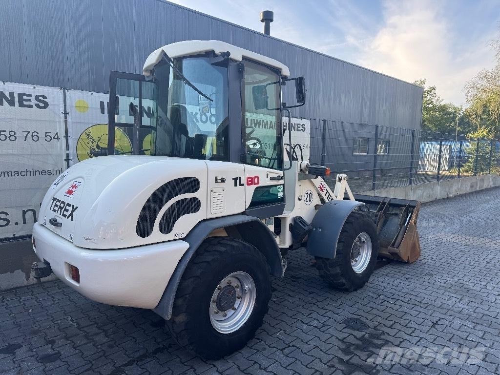 Terex TL 80 Gumikerekes homlokrakodók