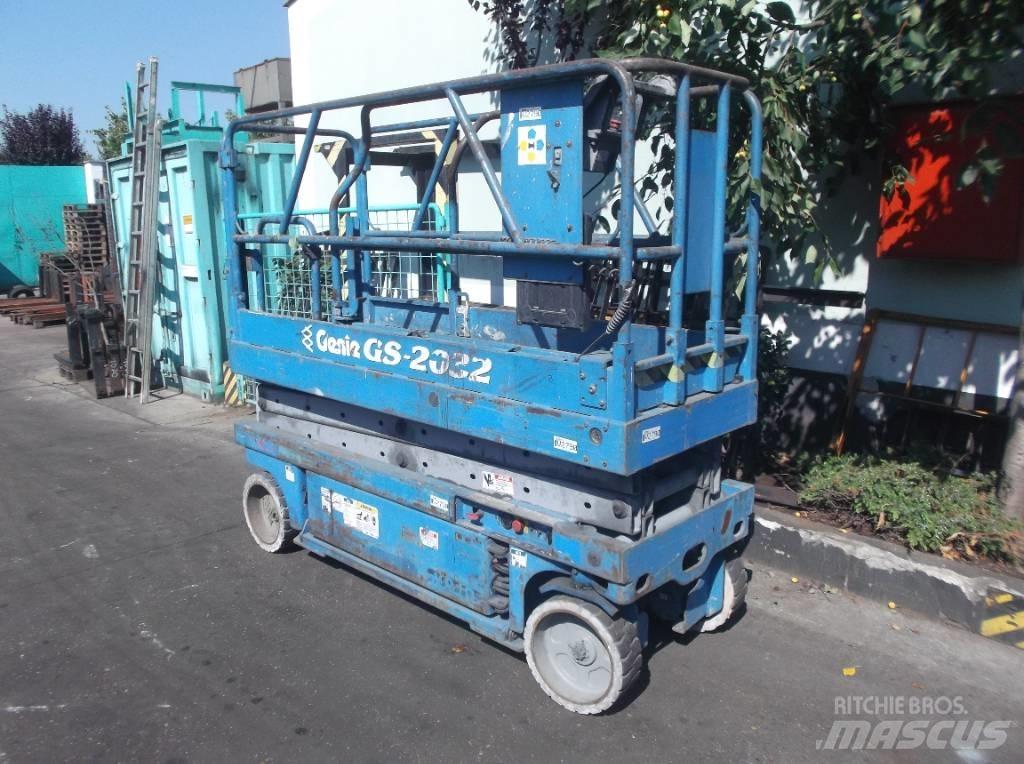 Genie GS 2032    V-2790 Személyemelők