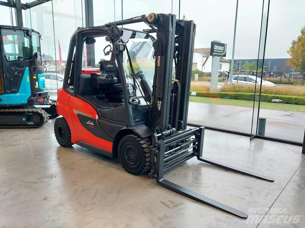 Linde H 25 T Gázüzemű targoncák