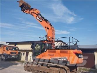 Doosan DX 300 LC Lánctalpas kotrók