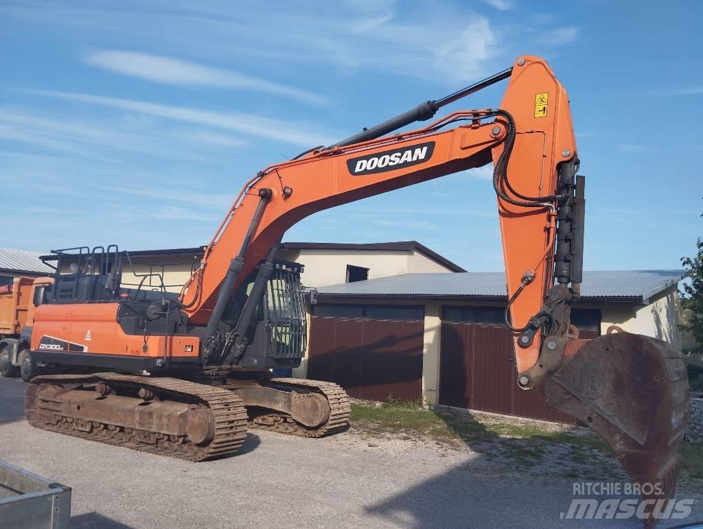 Doosan DX 300 LC Lánctalpas kotrók