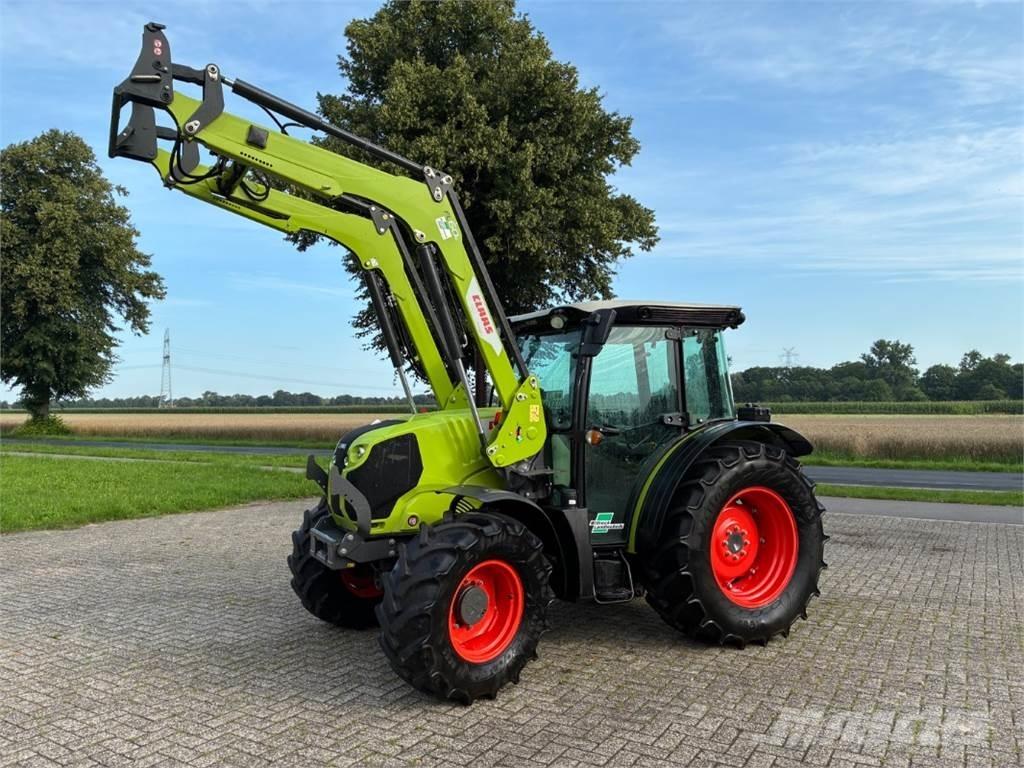 CLAAS Elios 220 Traktorok