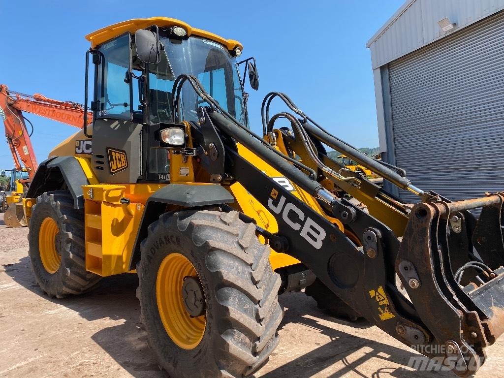 JCB 413 S Gumikerekes homlokrakodók