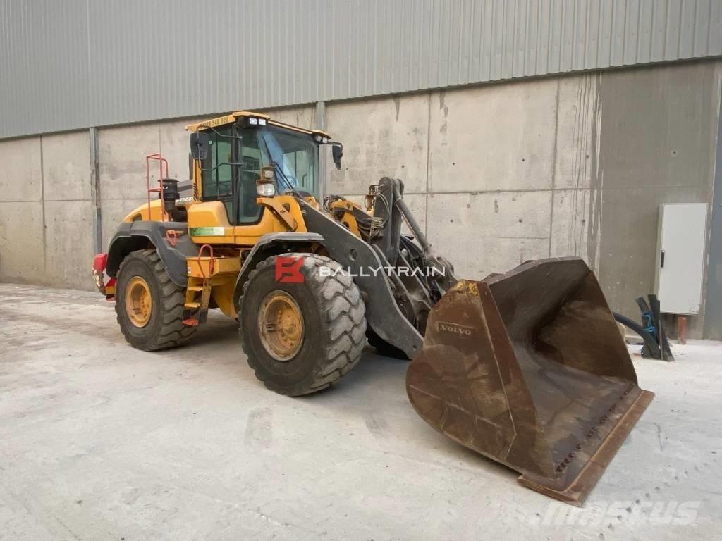 Volvo L 120 H Gumikerekes homlokrakodók