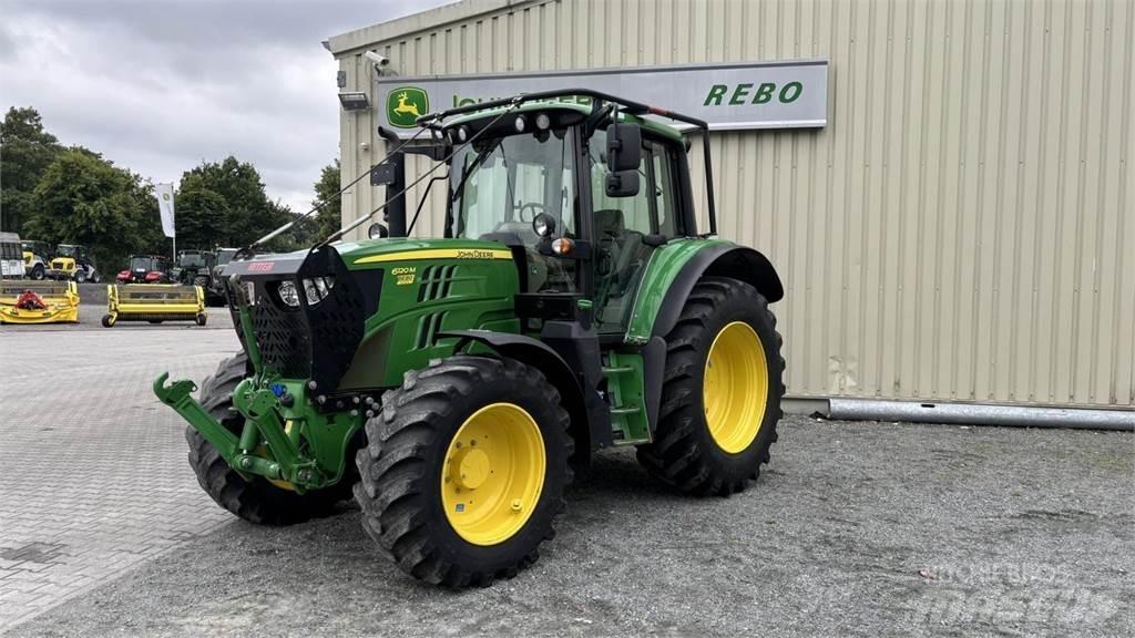John Deere 6120M Kompakt traktorok