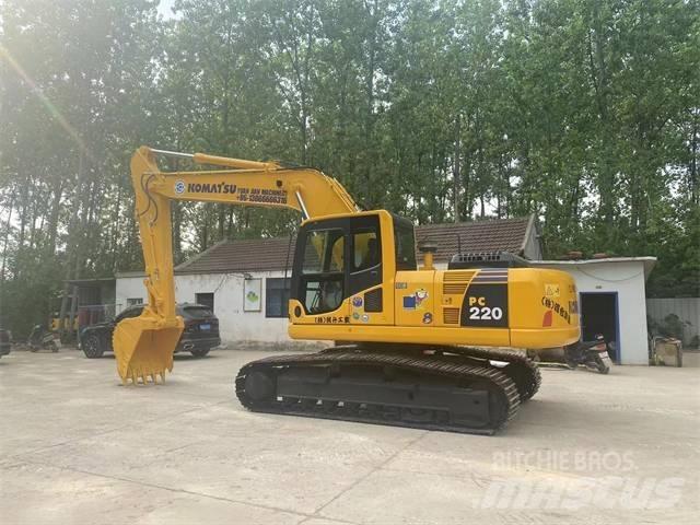 Komatsu PC 220-8 Lánctalpas kotrók
