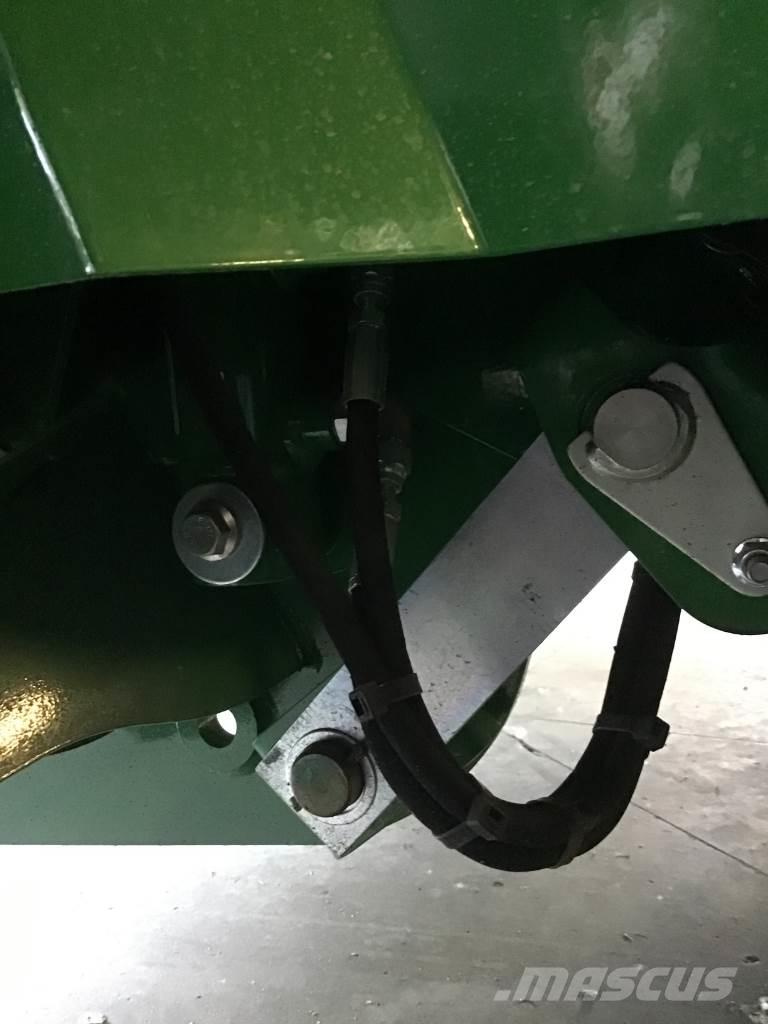 John Deere V461M Körbálázók