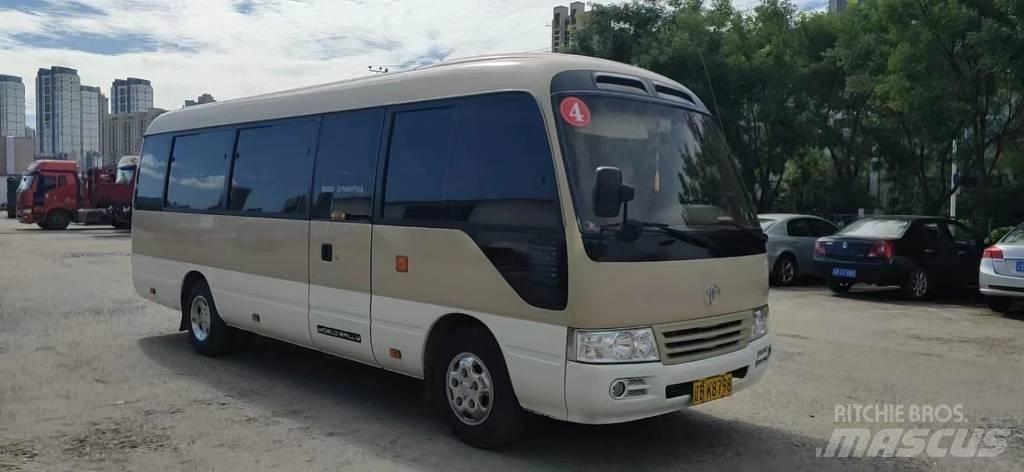 Toyota Coaster Bus Mini buszok