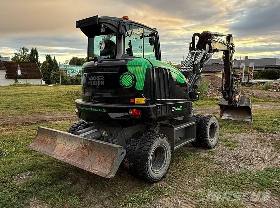 Wacker Neuson EW 65 Gumikerekes kotrók