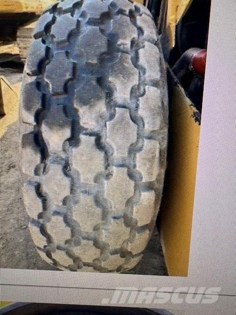 Bomag BW 211 D Ikerdobos hengerek