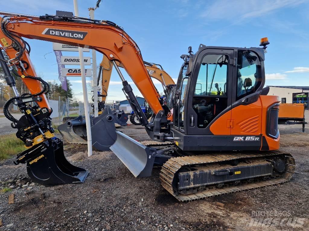 Develon DX 85 R-7 Közepes (midi) kotrók 7 t - 12 t