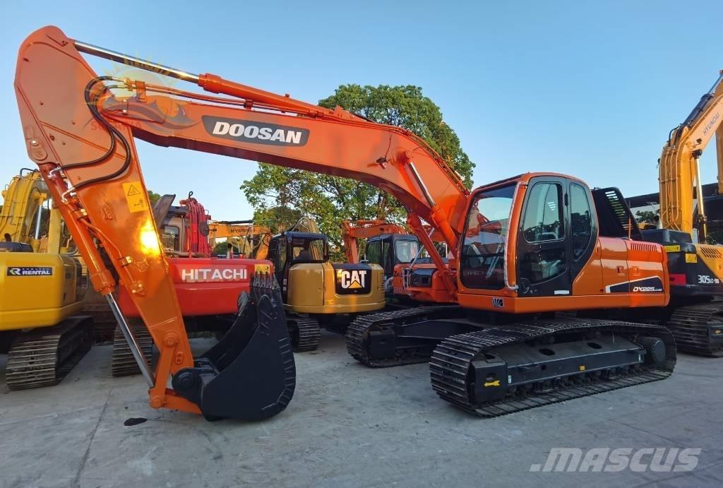 Doosan DX 225 LC Lánctalpas kotrók