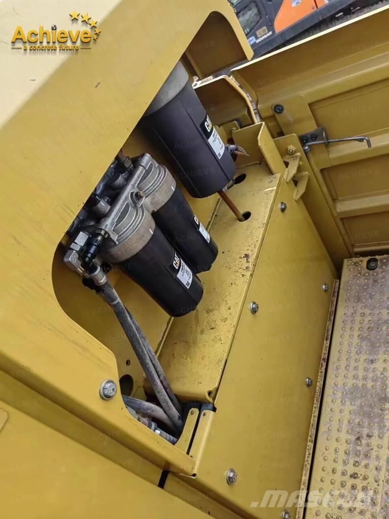 CAT 395 Lánctalpas kotrók