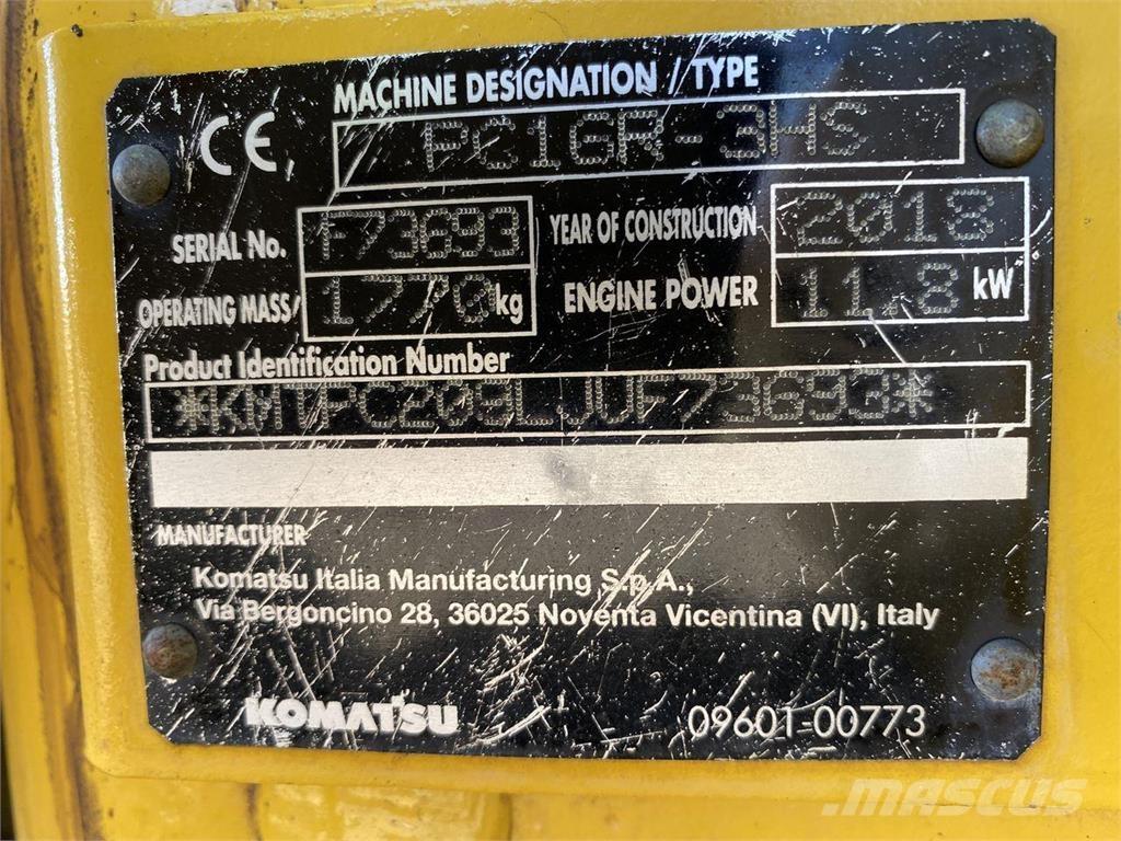 Komatsu PC16R-3HS Gumikerekes kotrók