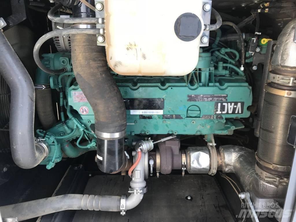Volvo EC250E L Lánctalpas kotrók