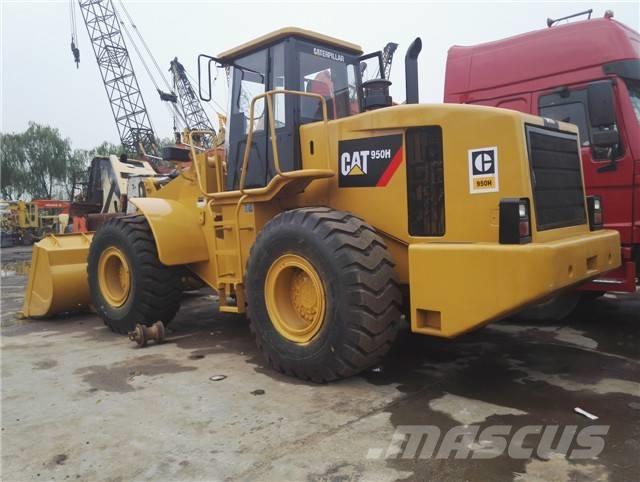 CAT 950 H Gumikerekes homlokrakodók