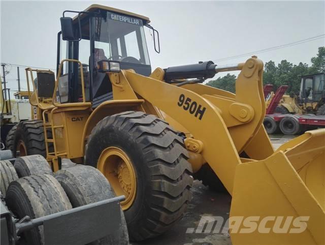 CAT 950 H Gumikerekes homlokrakodók