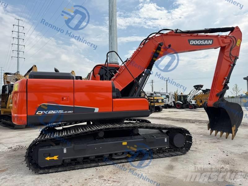 Doosan DX 225 LC-9C Lánctalpas kotrók
