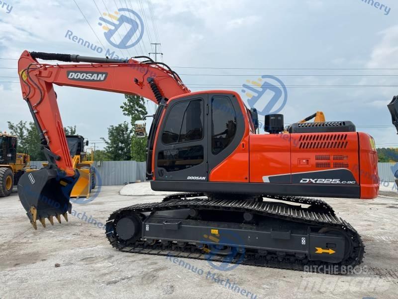 Doosan DX 225 LC-9C Lánctalpas kotrók
