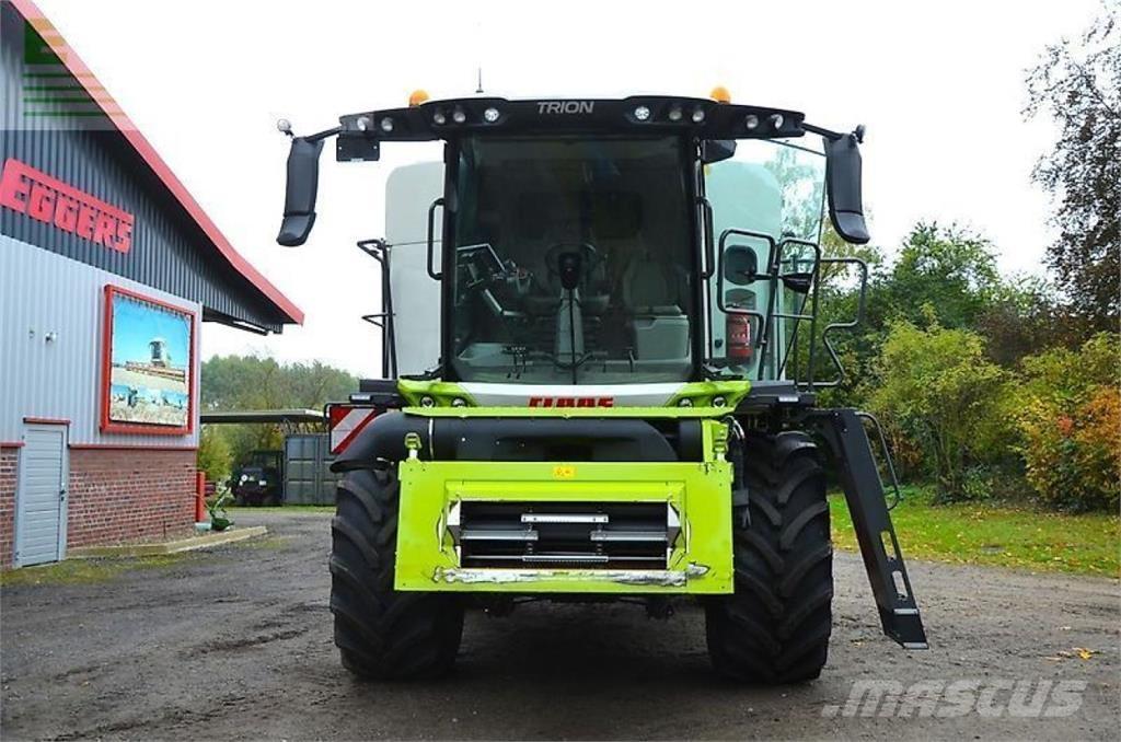 CLAAS trion 730 Kombájnok