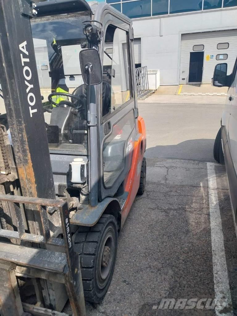 Toyota 02-8FDF25 Dízel targoncák