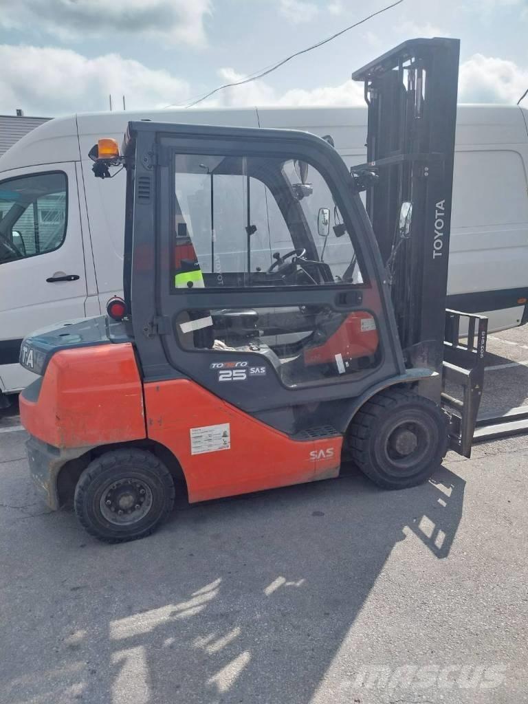 Toyota 02-8FDF25 Dízel targoncák