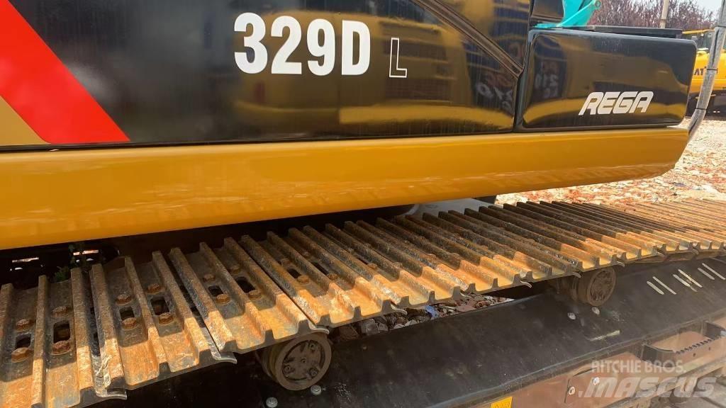 CAT 329 Lánctalpas kotrók