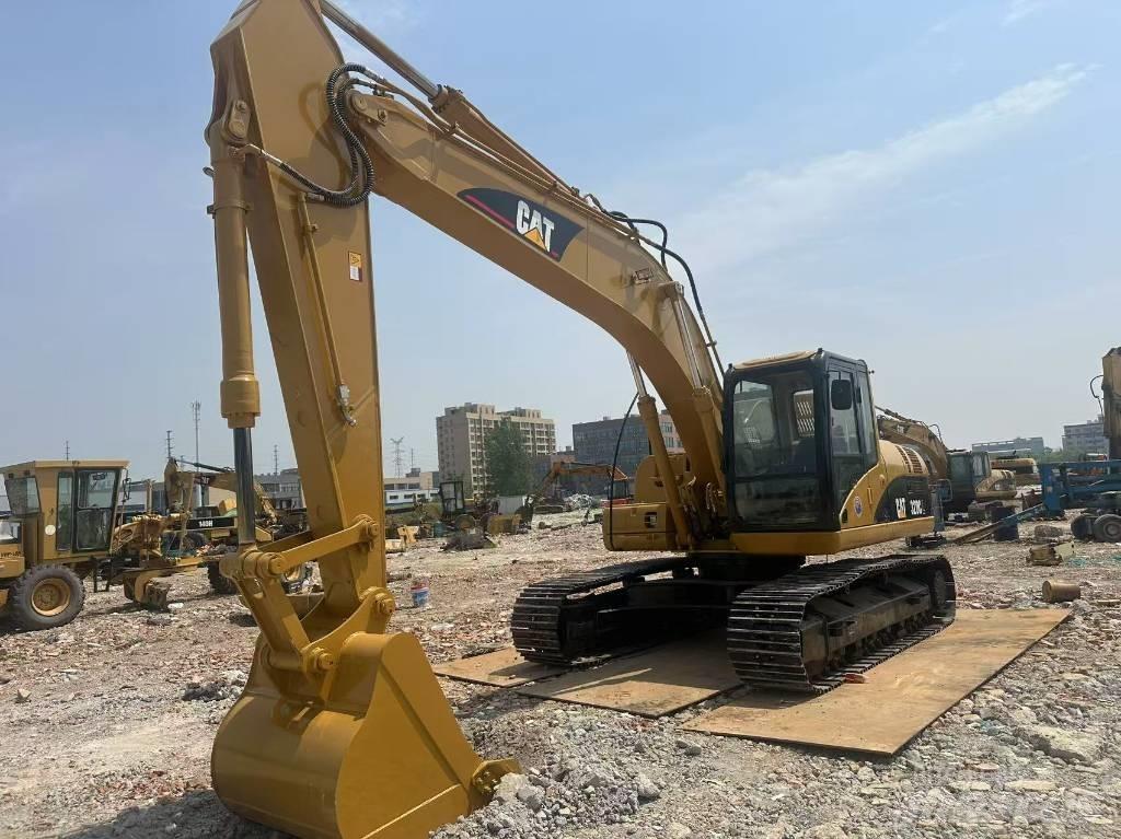 CAT 320 C L Lánctalpas kotrók