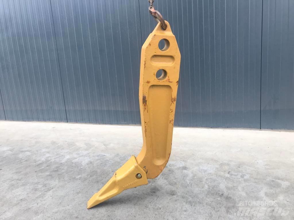 Komatsu D65 Shank Réthasogatók