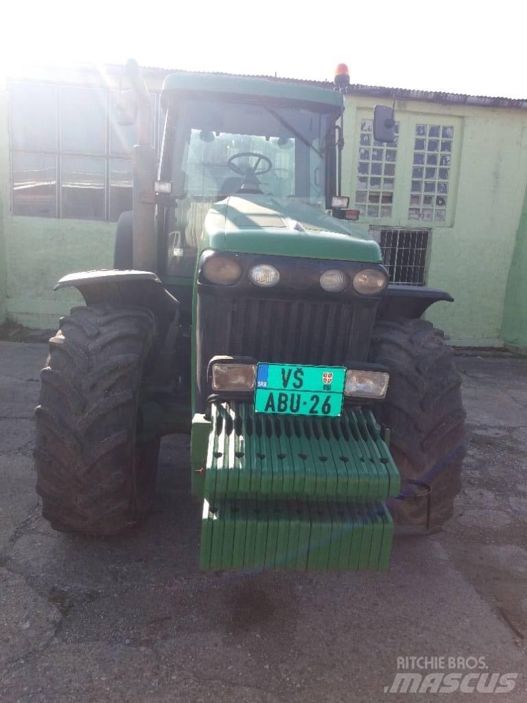 John Deere 8320 Traktorok