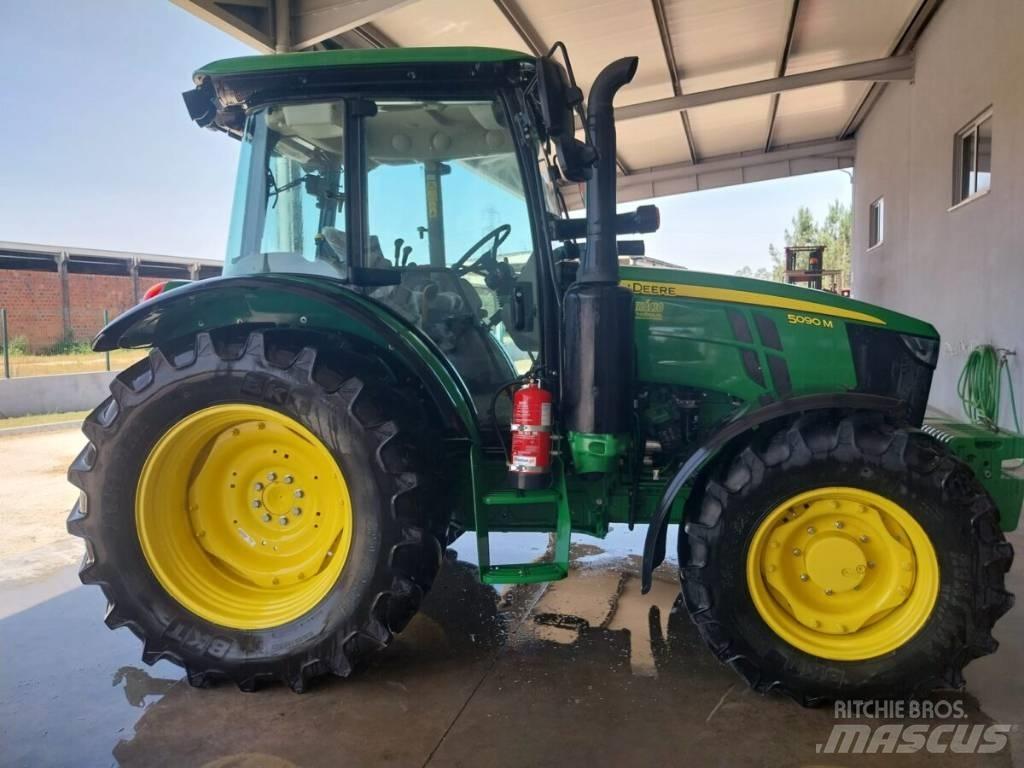 John Deere 5090 M Traktorok