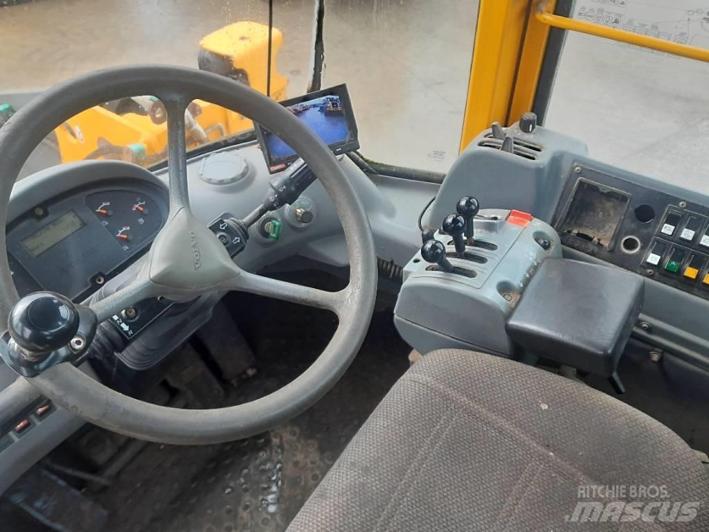Volvo L 70 E Gumikerekes homlokrakodók
