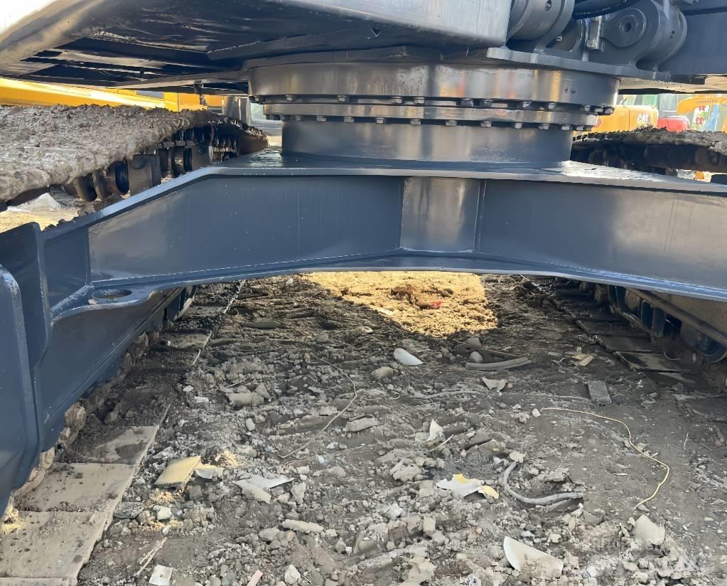 Volvo EC 220 Lánctalpas kotrók