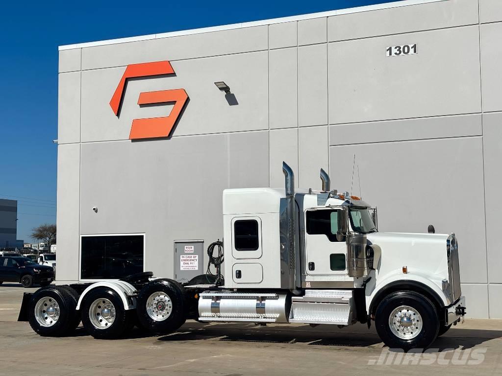Kenworth W 900 Nyergesvontatók