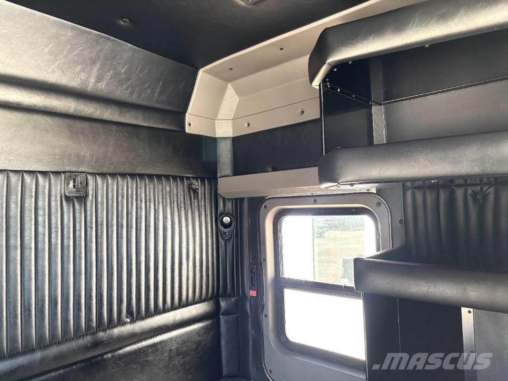 Kenworth W 900 Nyergesvontatók