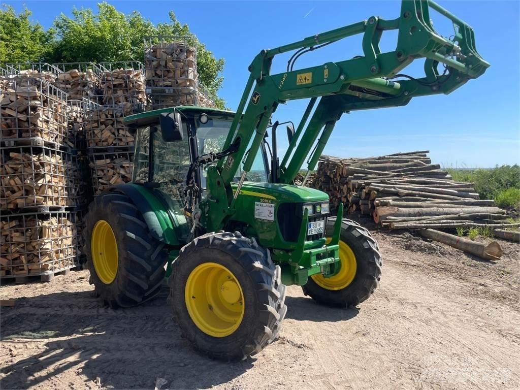 John Deere 5055E Traktorok