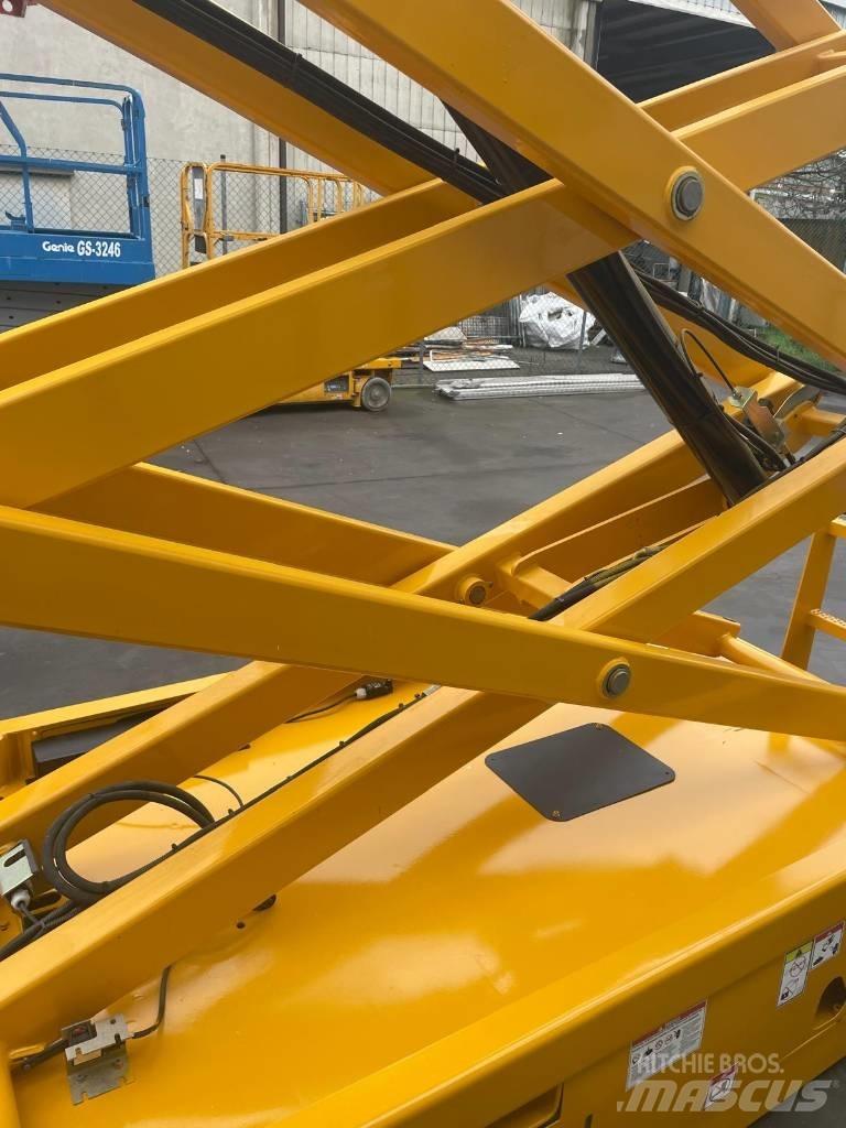 Haulotte Compact 12 Ollós emelők
