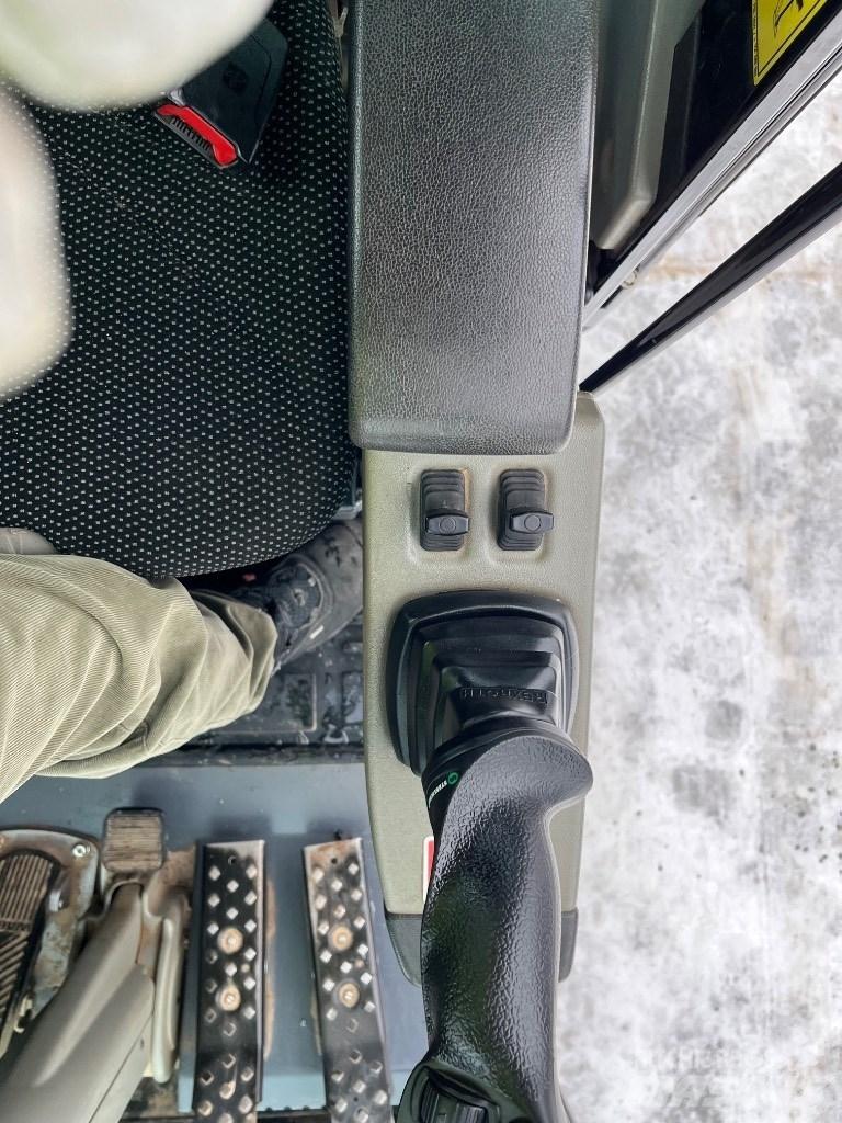 Yanmar B 95 W Gumikerekes kotrók