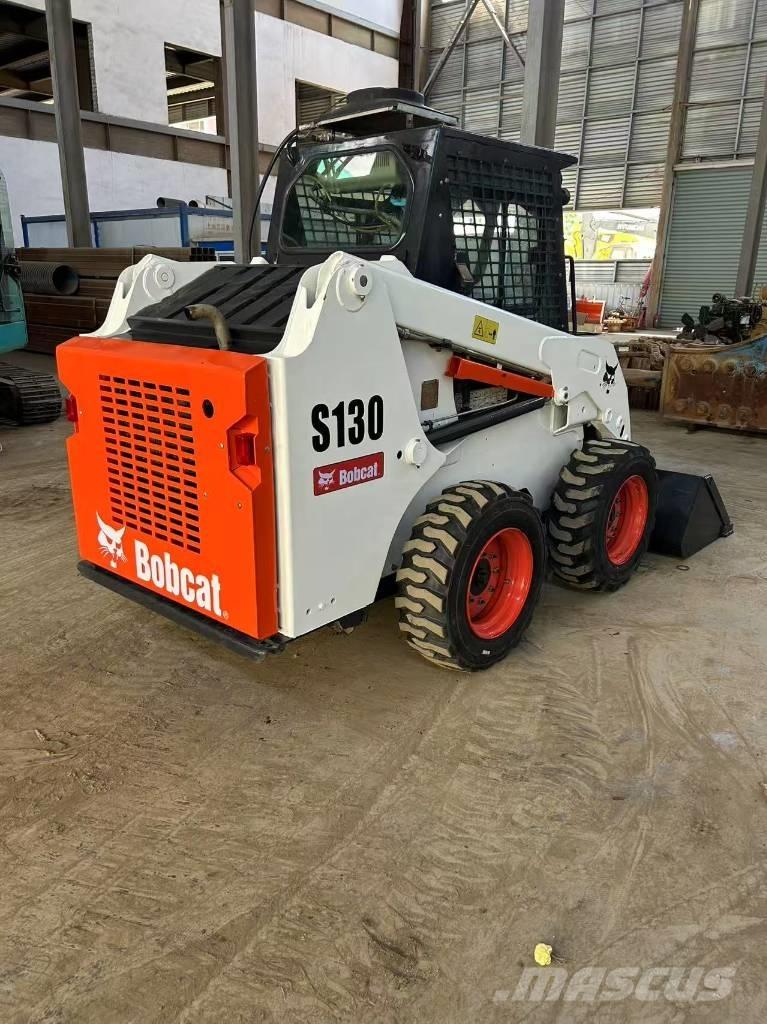 Bobcat S 130 Kompaktrakodók