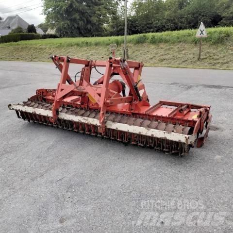 Kuhn HR3001D Kardánhajtású ekék és Forgó-boronák
