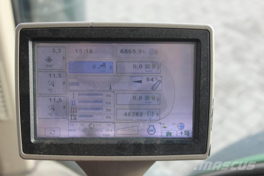 John Deere 8260 R Traktorok