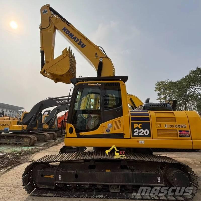 Komatsu PC 220-8 Lánctalpas kotrók
