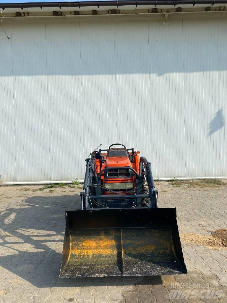Kubota GT5+tur Kompakt traktorok