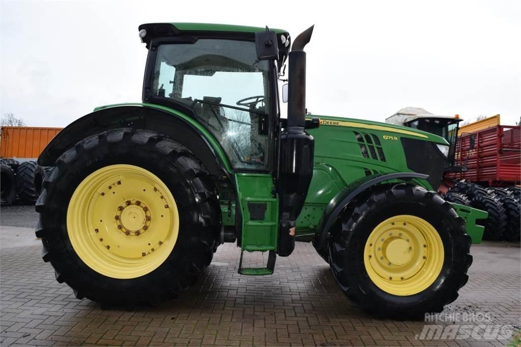 John Deere 6175 R Traktorok