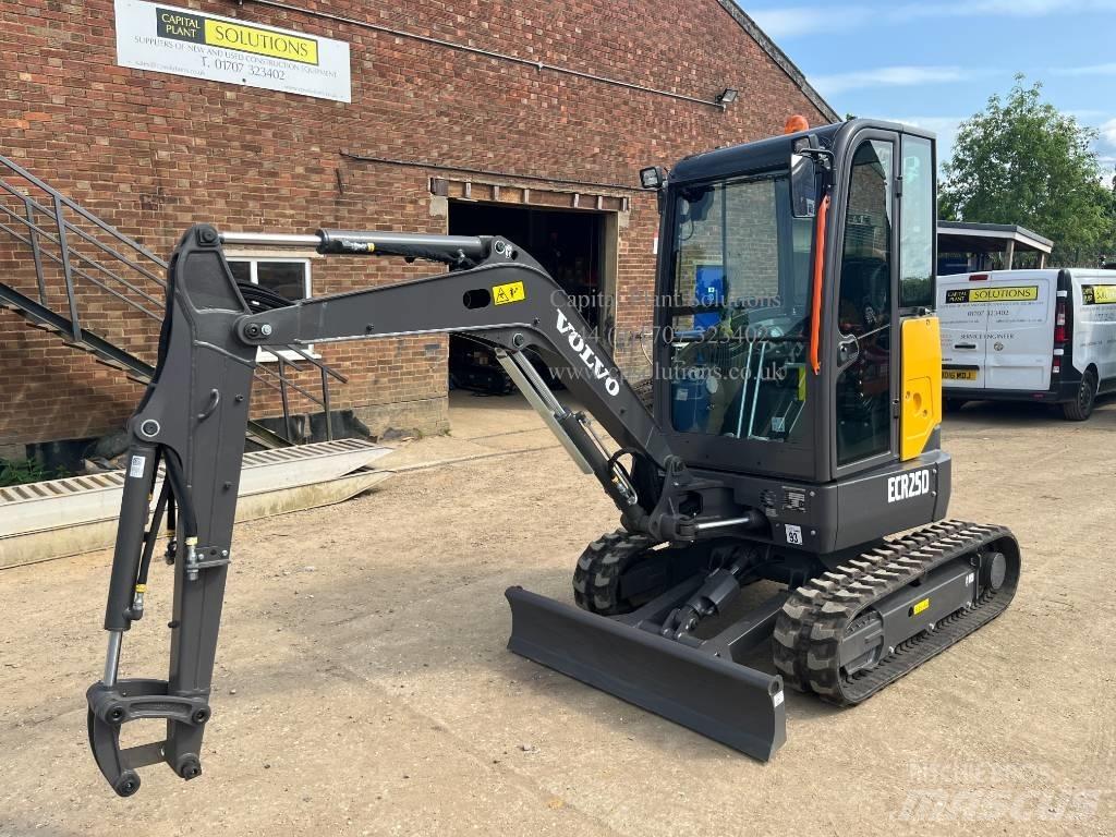 Volvo ECR 25 D Mini kotrók < 7t