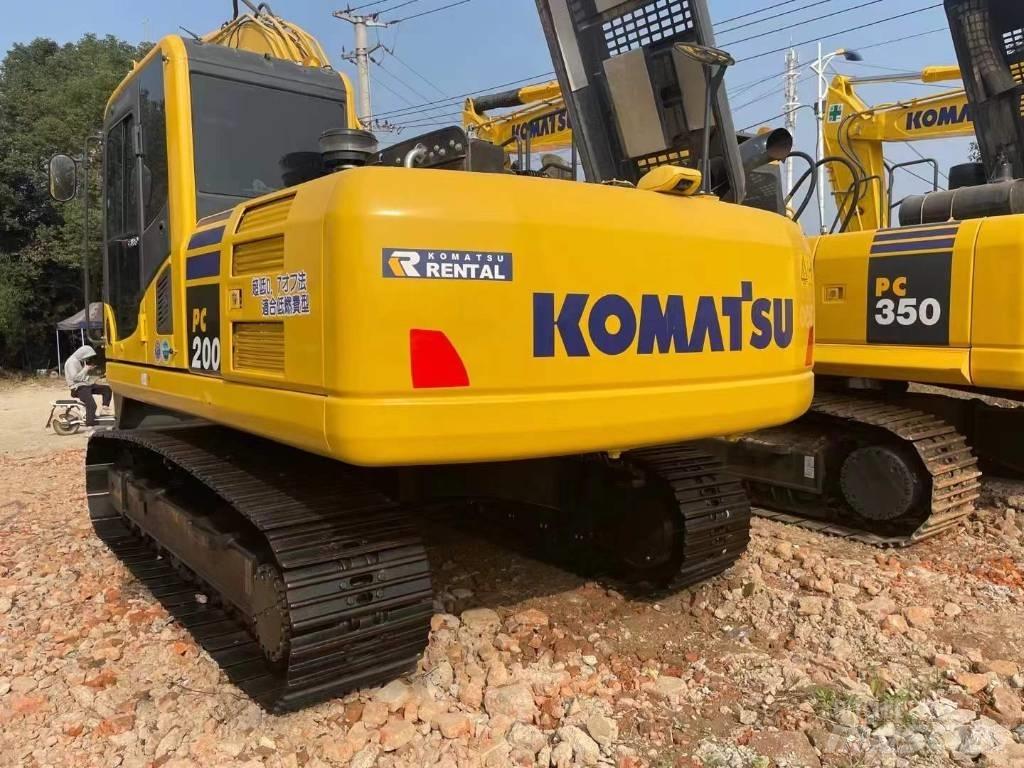 Komatsu PC200 Lánctalpas kotrók