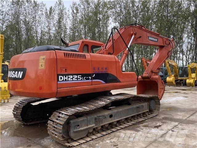 Doosan DH225 Lánctalpas kotrók